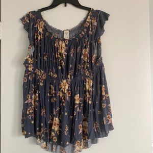 We the free. Free people. Peasant top size L